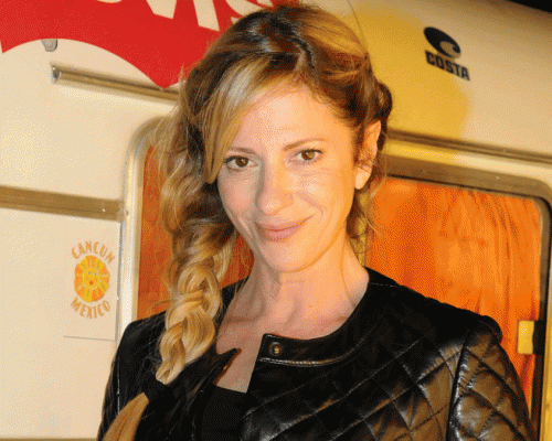 claudia fontan contrataciones christian manzanelli representante artístico (1)