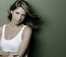 Florecia Bertotti Conrataciones Christian Manzanelli Representante Artístico (5)