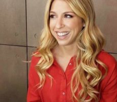 Florencia Bertotti Contrataciones Christian Manzanelli Representante Artístico (3)