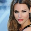 Contratar Pampita (011-4740-4843) O Al (011-2055-4218) Contrataciones Christian Manzanelli