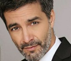 Adrian Navarro Contrataciones Christian Manzanelli Representante Artistico (4)