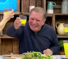 Arturo Puig Contratacioes Christian Manzanelli Representante Artístico (3)