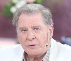 Arturo Puig Contratacioes Christian Manzanelli Representante Artístico (6)