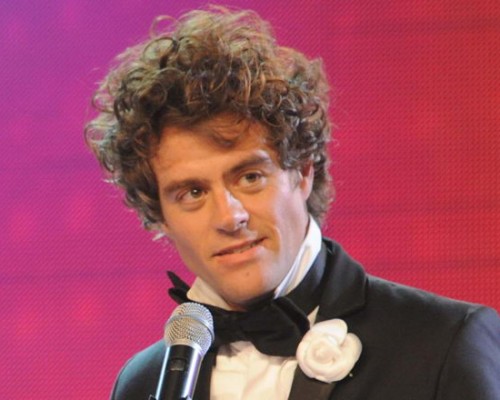 mike amigorena contratacionnes christian manzanelli representante artistico (3)