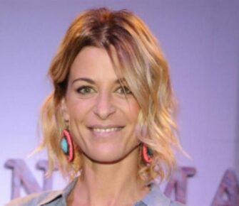 Contrar Eugenia Tobal (011-4740-4843) O Al (011-2055-4218) Contrataciones Christian Manzanelli