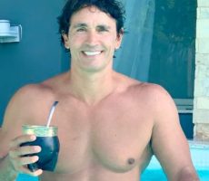 Sebastian Estevanez Contrataciones Christian Manzanelli Representante Artistico .jpg .jpg .png .jpg