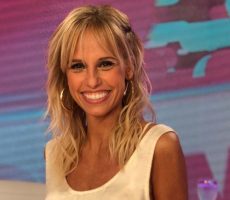 Mariana Fabbiani Contrataciones Christian Manzanelli Representante Artistico .jpg .jpg