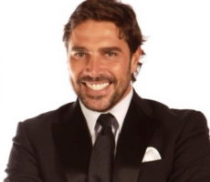 Matias Ale Contrataciones Christian Manzanelli Representante Artistico