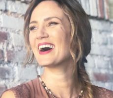 Paula Chaves Contrataciones Christian Manzanelli Representante Artistico .jpg .jpg