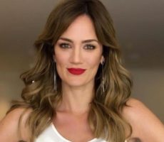 Paula Chaves Contrataciones Christian Manzanelli Representante Artistico