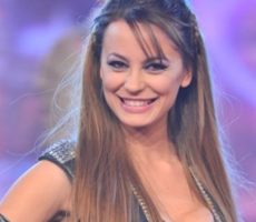 Erika Mitdank Contrataciones Christian Manzanelli Representante Artistico (1)