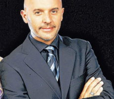 Guillermo Lopez Contrataciones Christian Manzanelli Representante Artistico