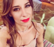 Mariana Brey Contrataciones Christian Manzanelli Representante Artistico