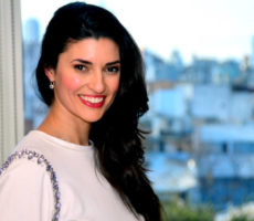 Veronica Perdomo Contrataciones Christian Manzanelli Representante Artístico (1)