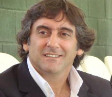Enzo Francescoli Contrataciones Christian Manzanelli Representante Artistico