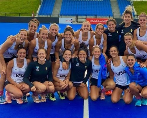 las leonas contrataciones christian manzanelli representante artístico (1)