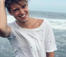 Lionel Ferro Contrataciones Christian Manzanelli Representante Artistico