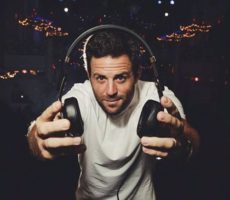 Dj Tommy Muñoz Contrataciones Christian Manzanelli Representante Artístico