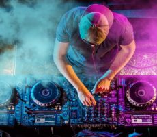 Djs Contrataciones Christian Manzanelli Representante Artistico