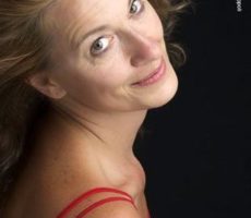 Estela Garelli Contrataciones Christian Manzanelli Representante Artístico