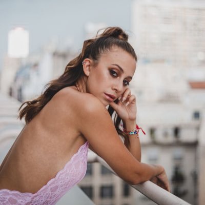 Naiara Awada contrataciones christian manzanelli representante artístico (12)