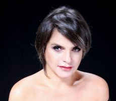 Viviana Sáez Contrataciones Christian Manzanelli Representante Artístico (4)