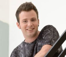 Adrian Grösser I Randeiro Contrataciones Christian Manzanelli Representante Artístico (5)