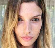 Chloe Bello Contrataciones Christian Manzanelli Representante Artistico