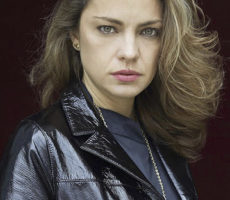 Dolores Fonzi Contrataciones Christian Manzanelli Representante Artistico.