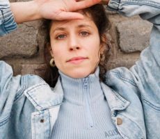 Ines Efron Contrataciones Christian Manzanelli Representante Artistico.