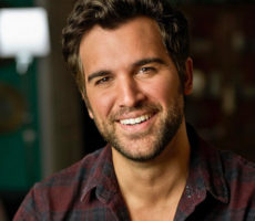 Juan Pablo Di Pace Contrataciones Christian Manzanelli Representante Artistico