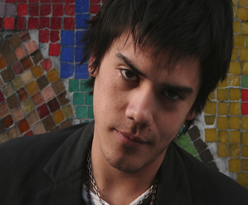 juan west contrataciones christian manzanelli representante artistico