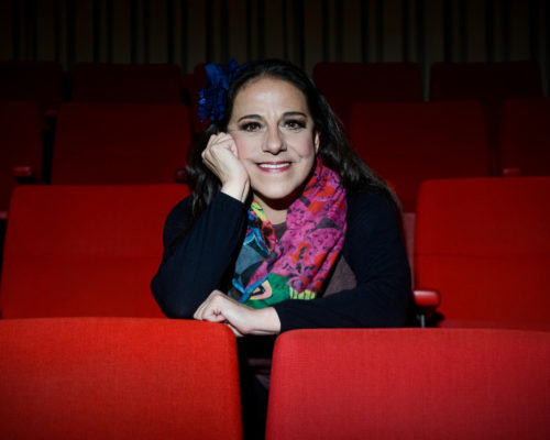 julia calvo contrataciones christian manzanelli representante artístico (3)