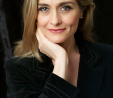 Lucila Gandolfo Contrataciones Christian Manzanelli Representante Artistico (8)