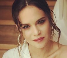 Luz Cipriota Contrataciones Christian Manzanelli Representante Artistico (8)