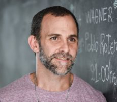 Nacho De Santis Contrataciones Christian Manzanelli Representante Artistico