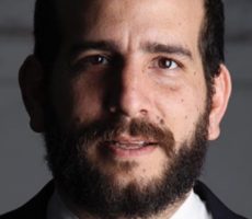 Nico Garcia Contrataciones Christian Manzanelli Representante Artistico.