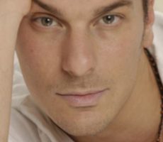 Rodrigo Pedreira Contrataciones Christian Manzanelli Representante Artistico (1)