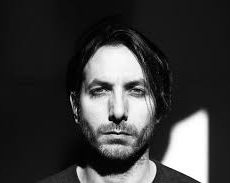 Sebastian Prada Contrataciones Christian Manzanelli Representante Artistico.