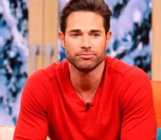 Sebastian Rulli Contrataciones Christian Manzanelli Representante Artistico