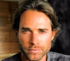 Sebastian Rulli Contrataciones Christian Manzanelli Representante Artistico