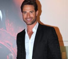 Sebastian Rulli Contrataciones Christian Manzanelli Representante Artistico