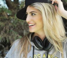 Valentina Frione Contrataciones Christian Manzanelli Representante Artístico (11)