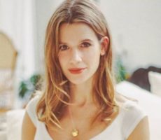 Violeta Urtizberea Contrataciones Christian Manzanelli Representante Artistico