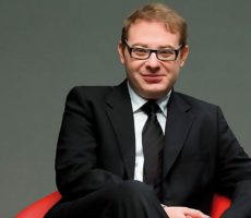 Axel Kuschevatzky Contrataciones Christian Manzanelli Representante Artistico