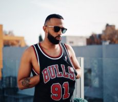 Eladio Carrión Contrataciones Christian Manzanelli Representante Artístico (4)