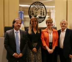 Estela Lazzari Contrataciones Christian Manzanelli Representante Artístico (1)