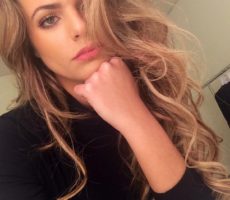 Isabella Castillo Contrataciones Christian Manzanelli Representante Artístico