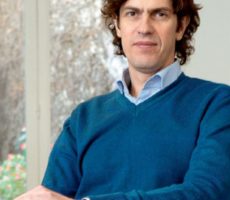 Martin Lousteau Contrataciones Christian Manzanelli Representante Artistico