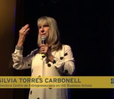 Silvia Torres Carbonell Contrataciones Christian Manzanelli Representante Artistico